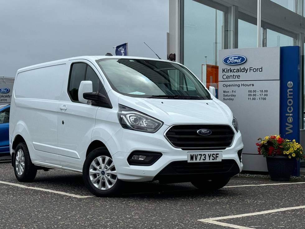 FORD TRANSIT CUSTOM L2 H1 170ps Low Roof Limited Auto 24,995