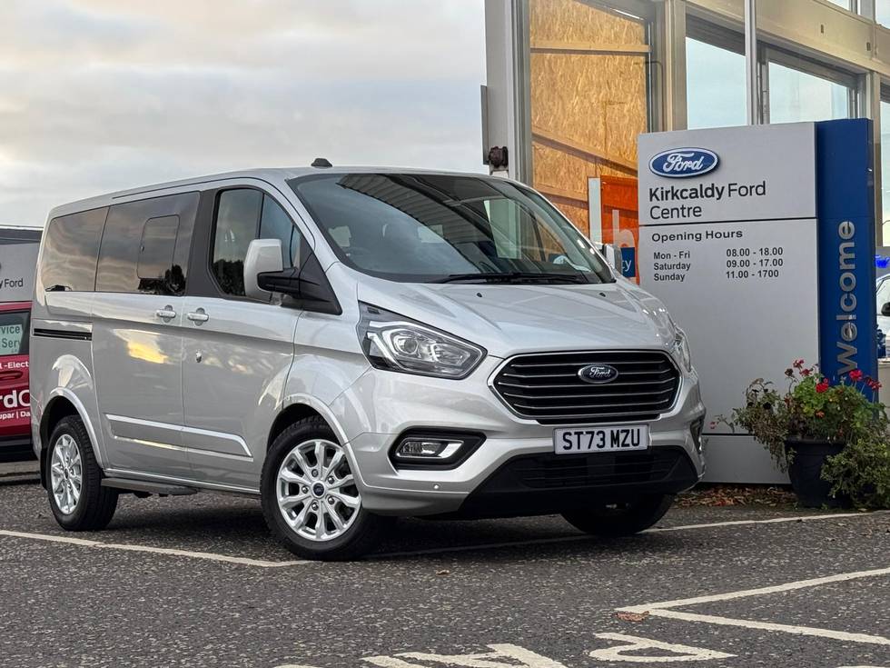 FORD TOURNEO CUSTOM 2.0 EcoBlue 130ps L/R 8 St Titanium Auto [RAS] 43,995