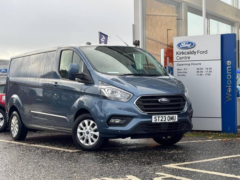 FORD TRANSIT CUSTOM 2.0 EcoBlue 130ps Low Roof Limited Van Auto 24,995