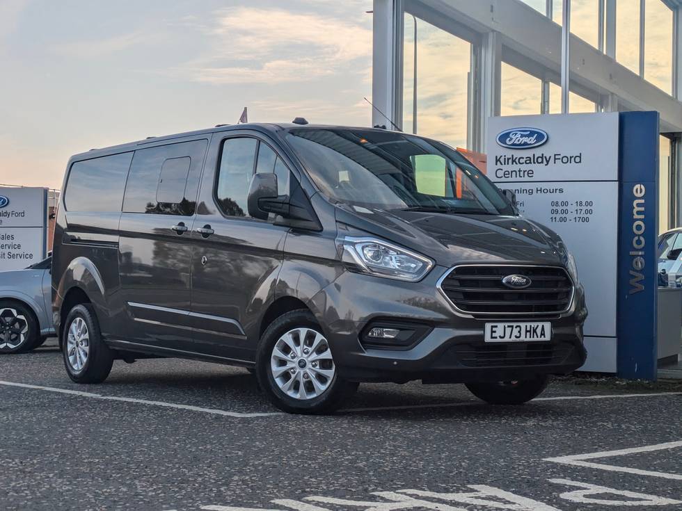 FORD TRANSIT CUSTOM 2.0 EcoBlue 170ps Low Roof D/Cab Limited Van Auto 32,995