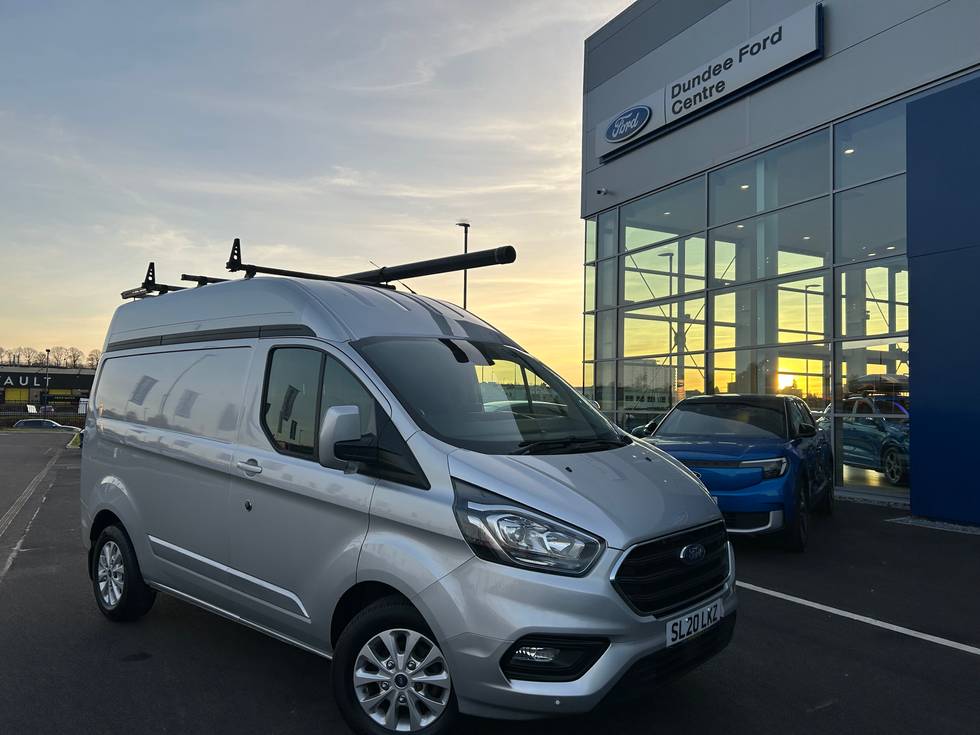 FORD TRANSIT CUSTOM 2.0 EcoBlue 130ps High Roof Limited Van 14,995