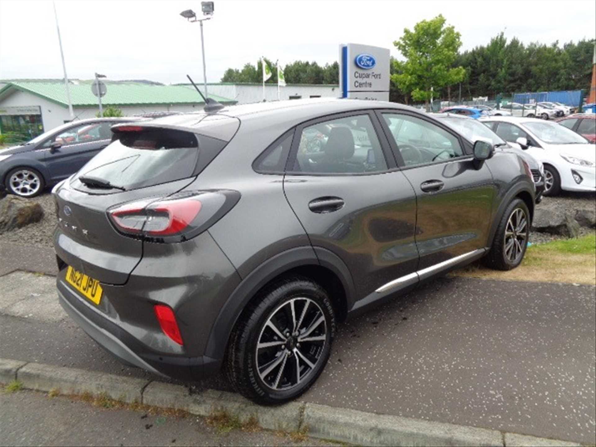 ford puma titanium colours