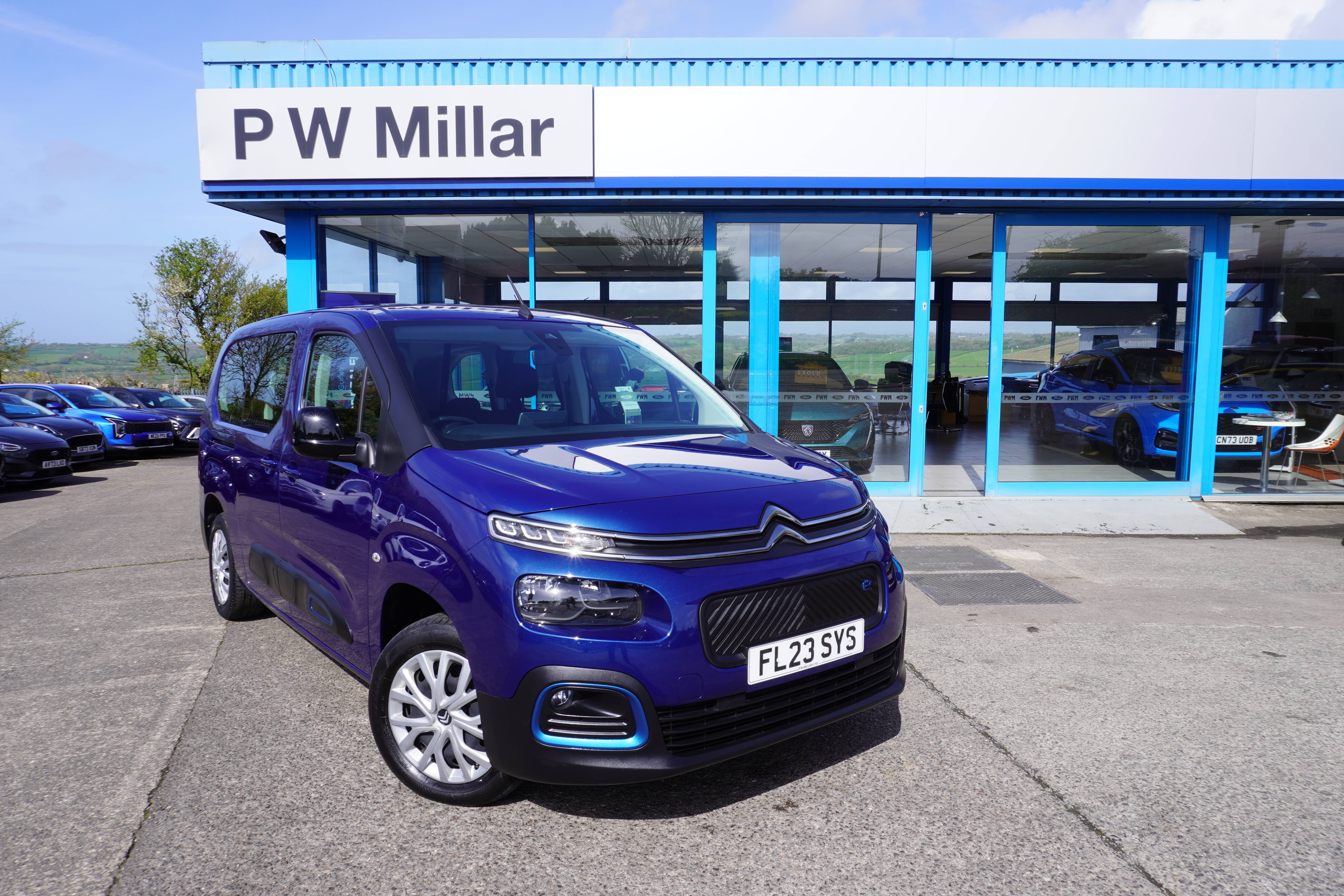 2023 Citroen Berlingo E Feel XL Size