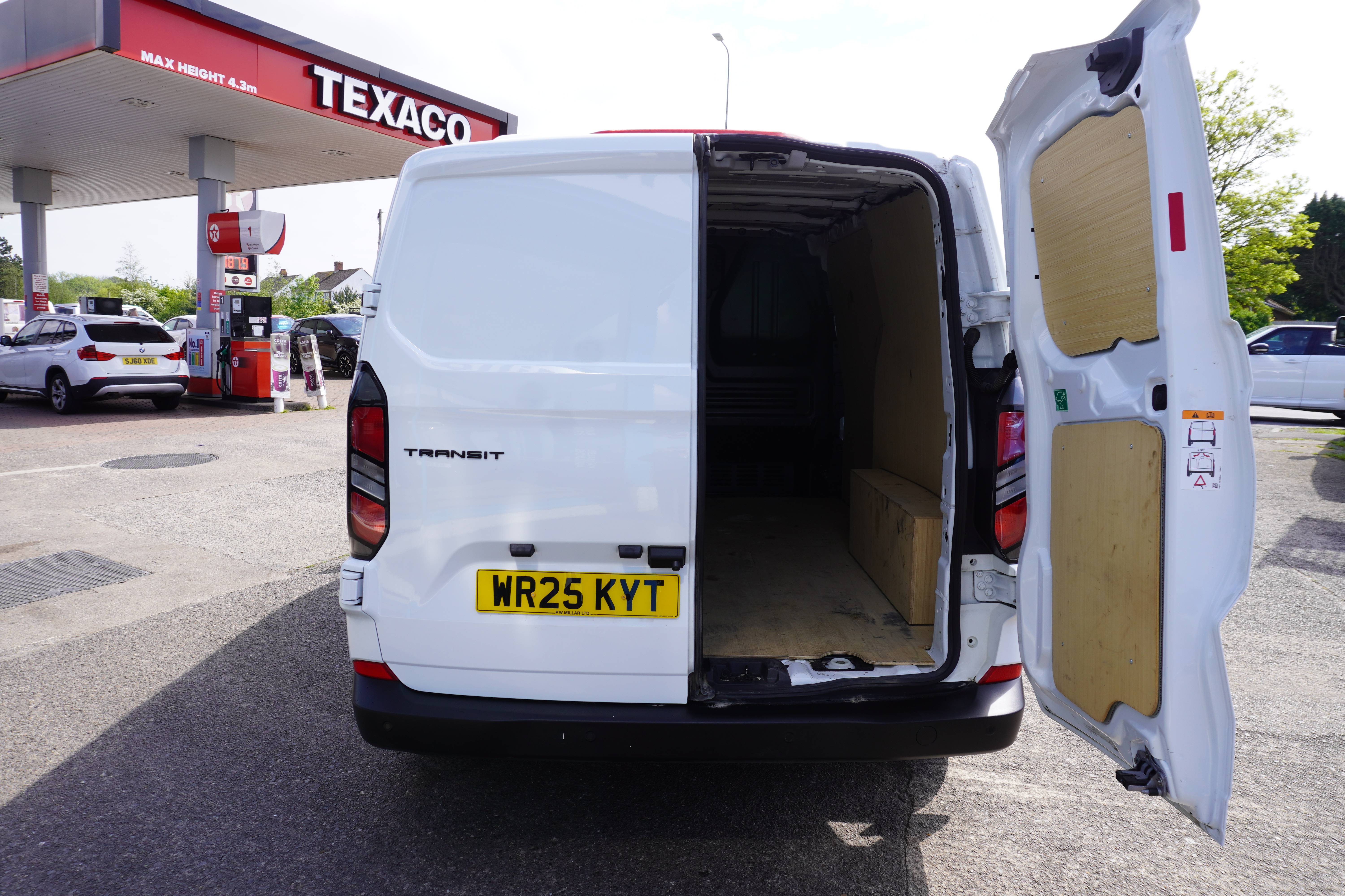 2025 25 FORD TRANSIT CUSTOM