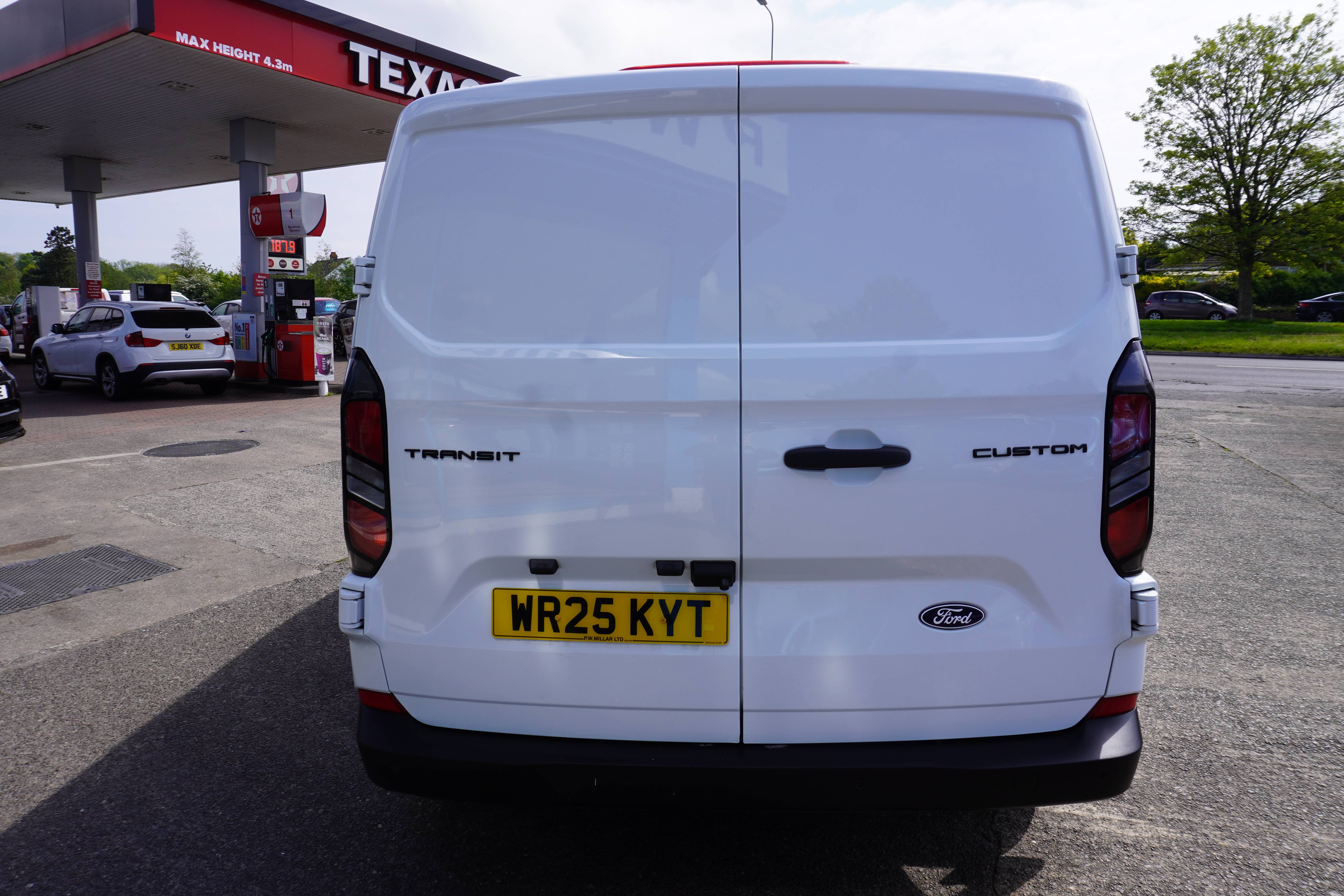 2025 25 FORD TRANSIT CUSTOM
