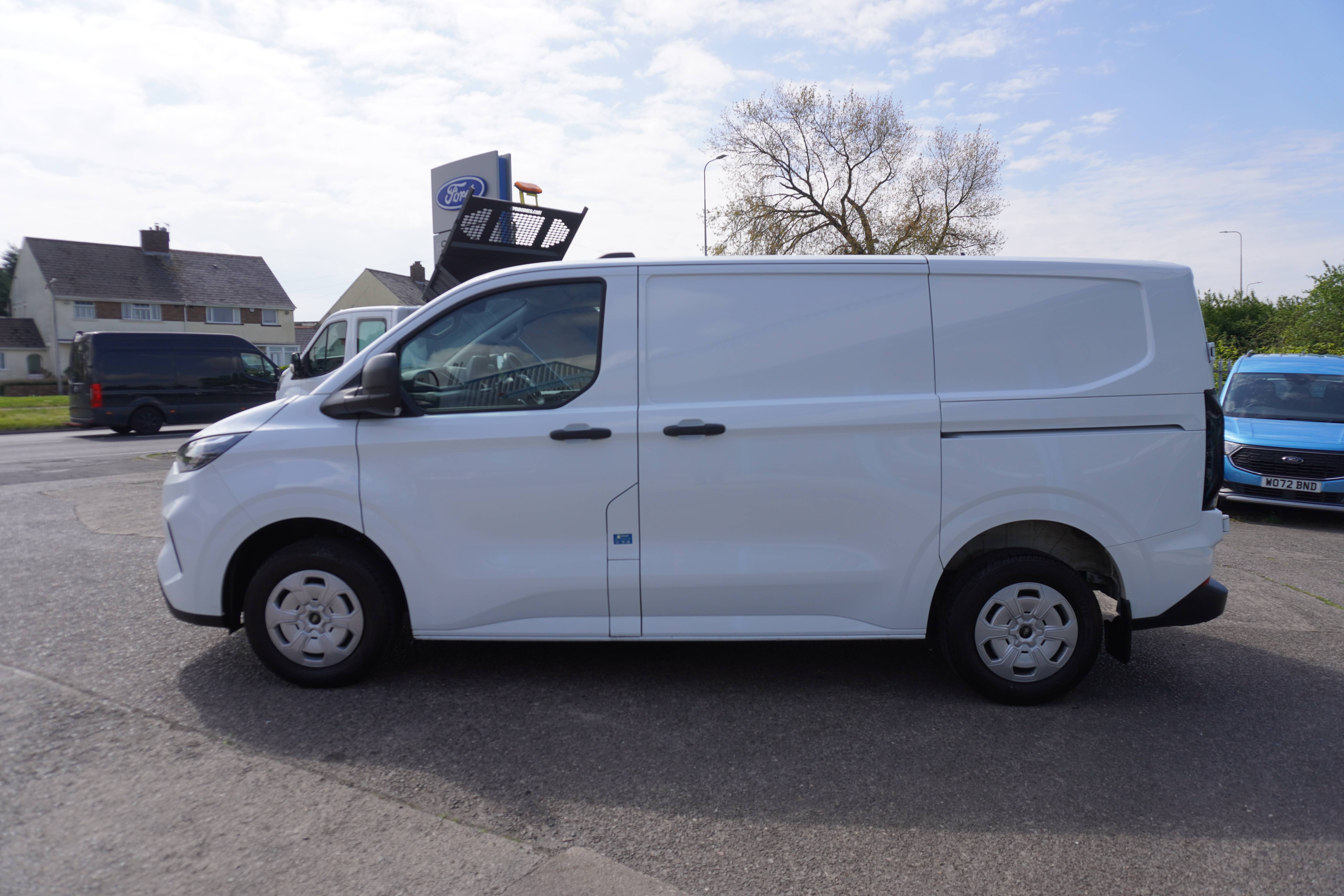 2025 25 FORD TRANSIT CUSTOM