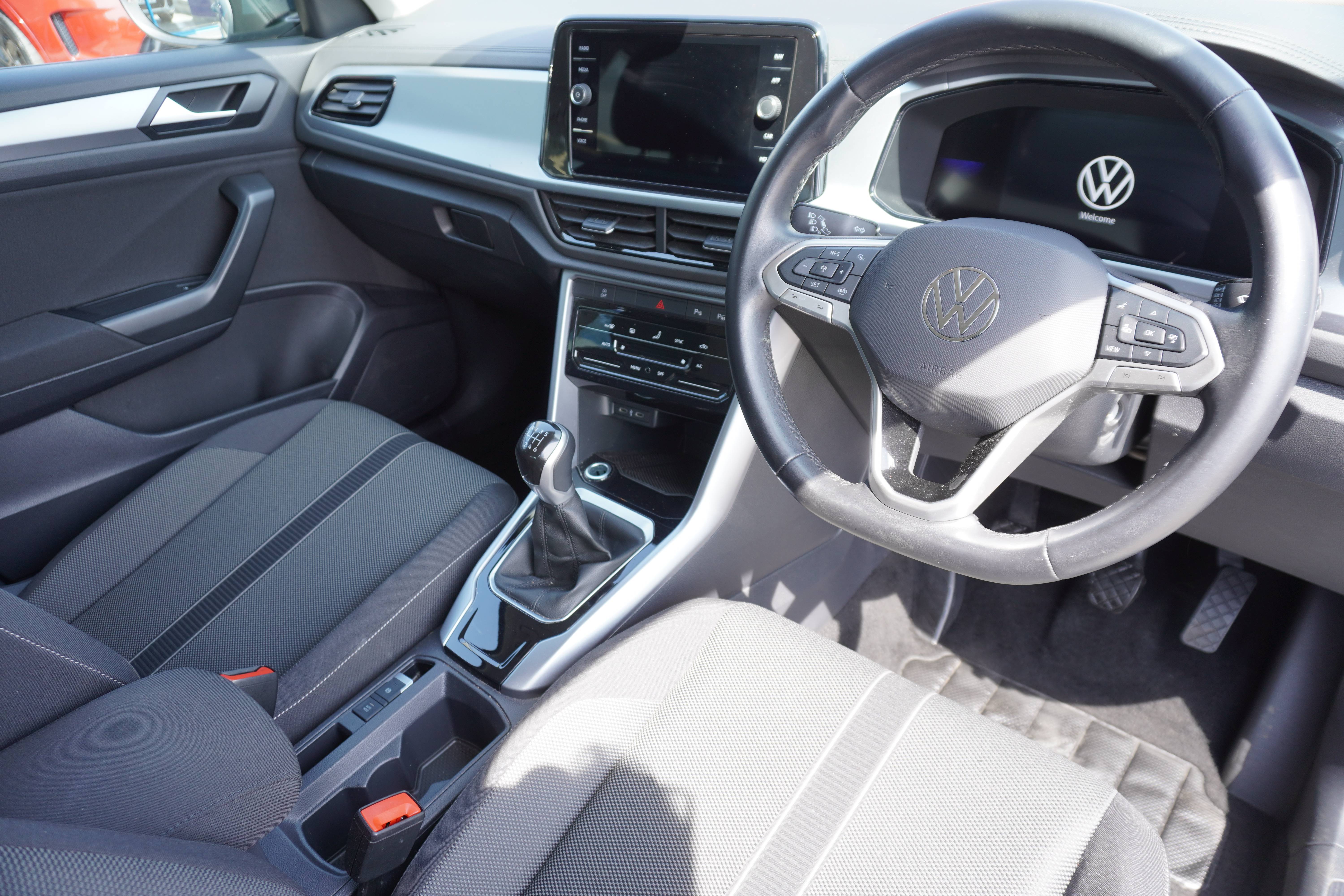 2023 72 VOLKSWAGEN T-ROC