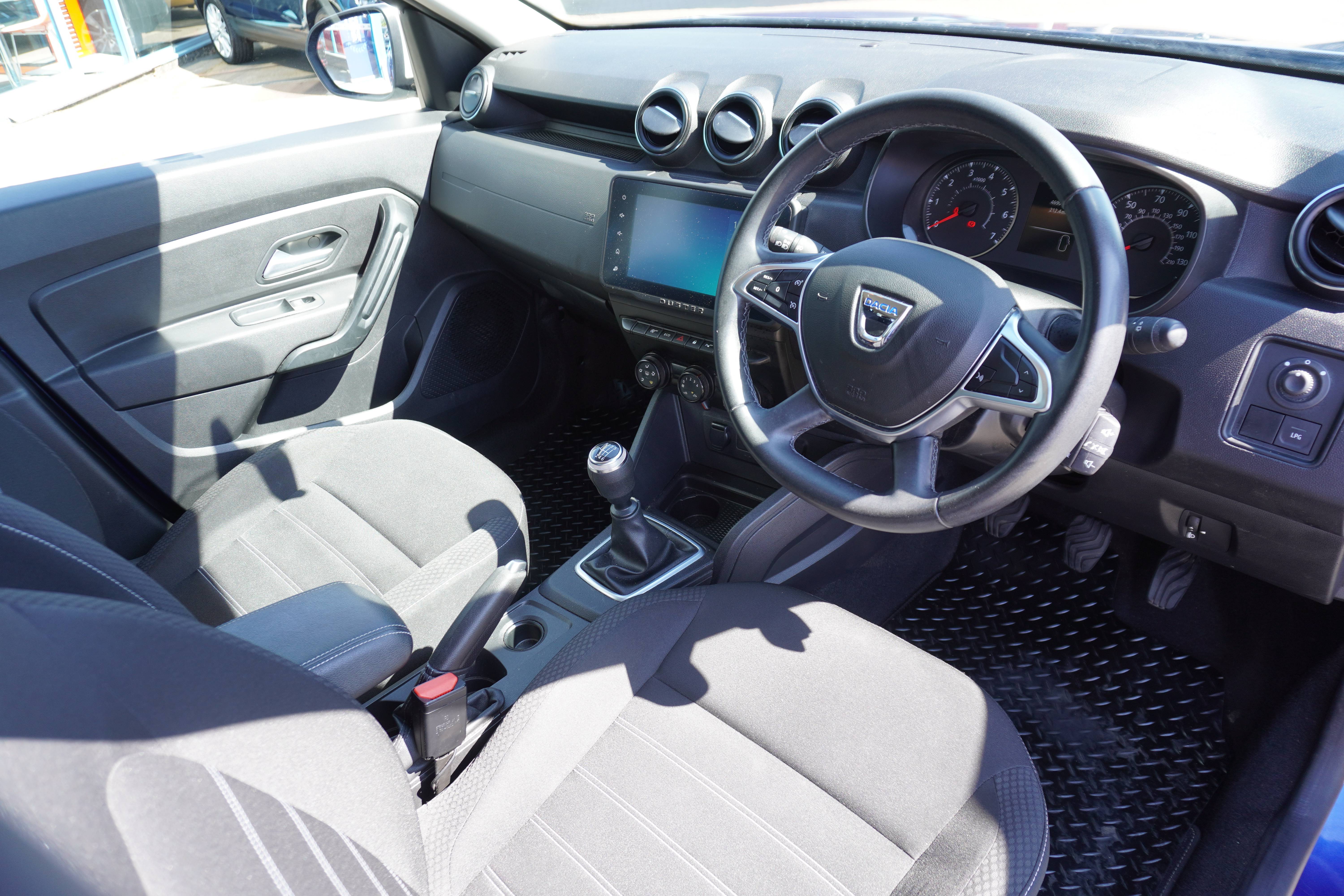 2022 72 DACIA DUSTER