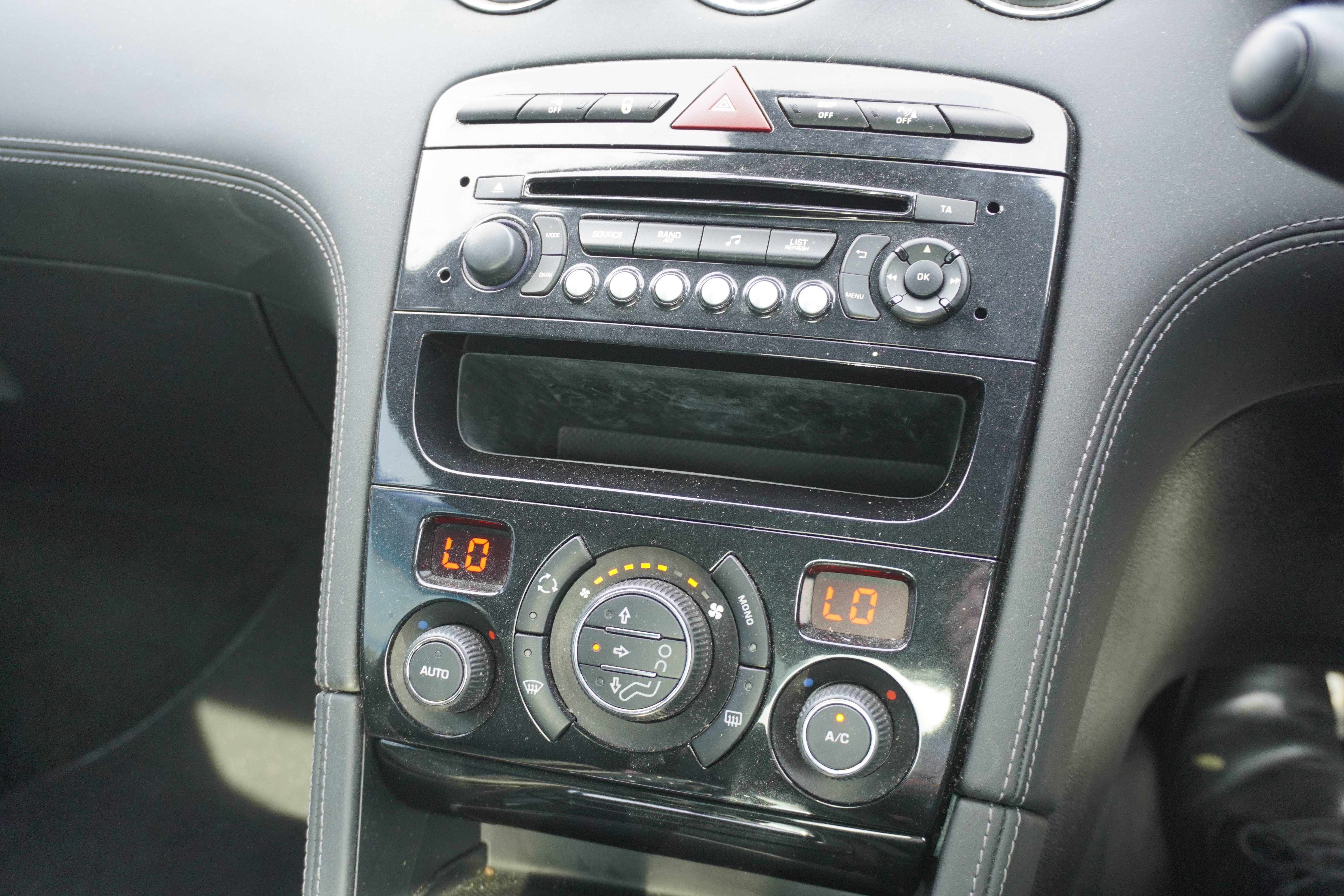 2013 62 PEUGEOT RCZ